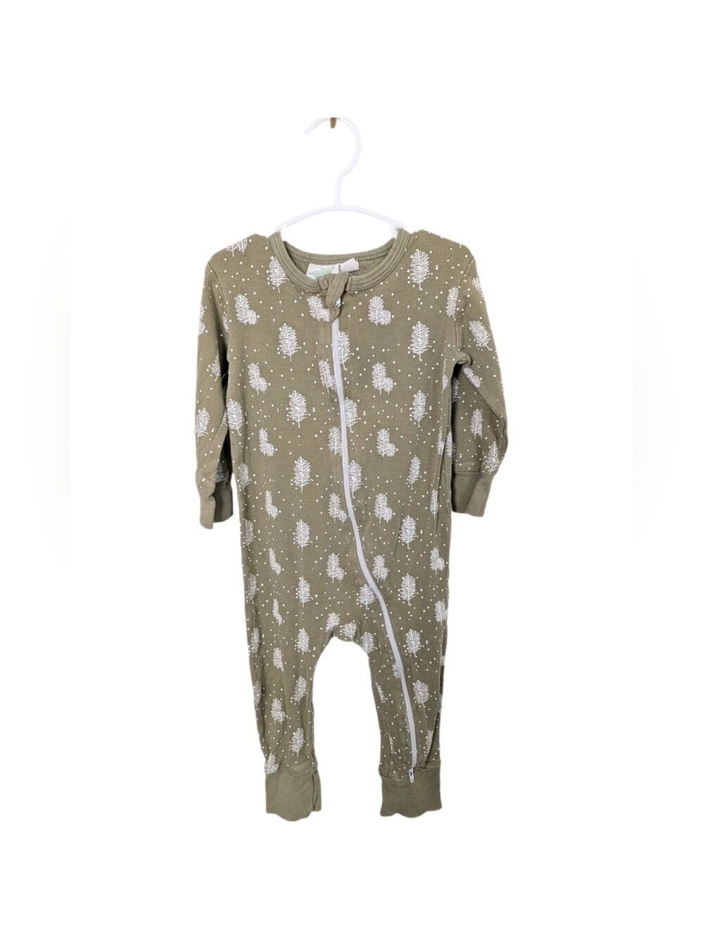 🇨🇦 Parade Cozy Olive Baby Romper with White Tree Design‎